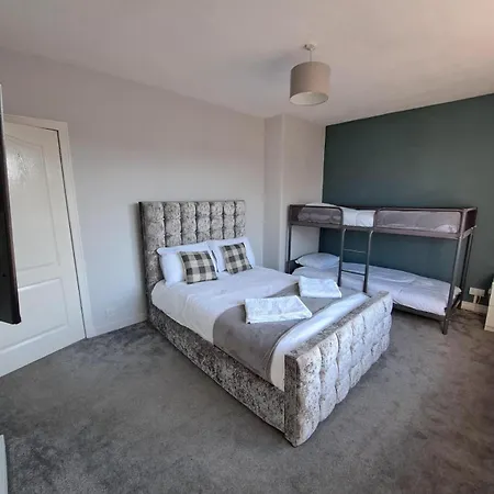 Glasgow Apartment Close To The Airport Renfrew Exterior photo