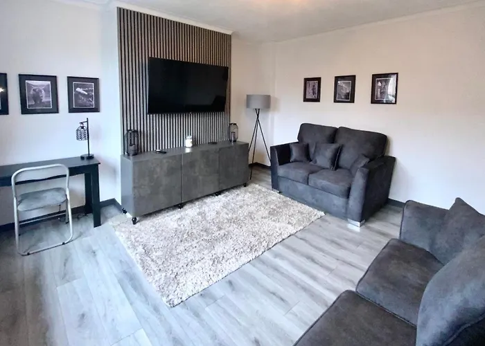 Glasgow Apartment Close To The Airport