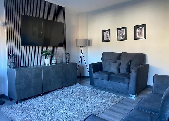 Glasgow Apartment Close To The Airport