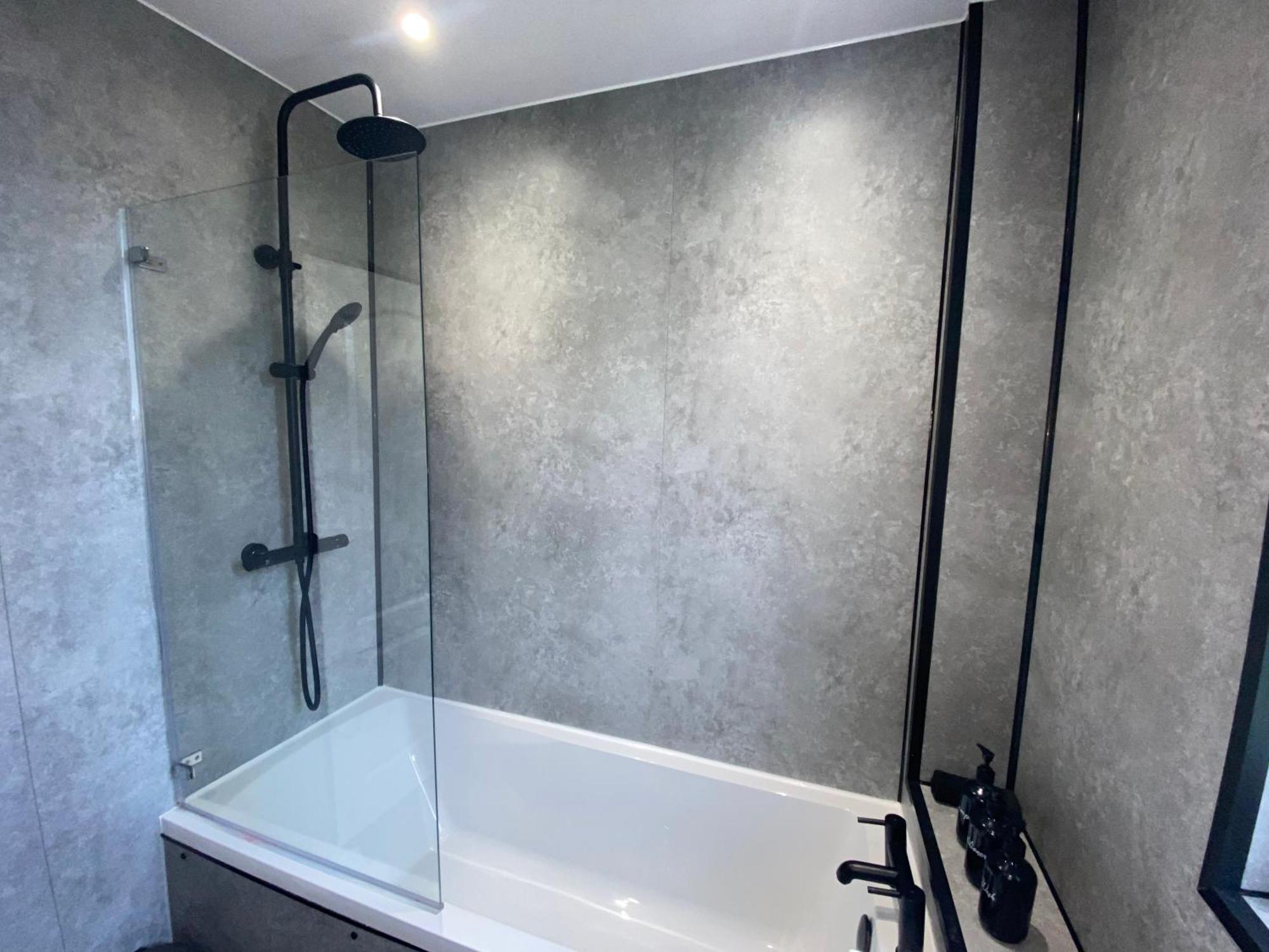 Glasgow Close To The Airport * Renfrew