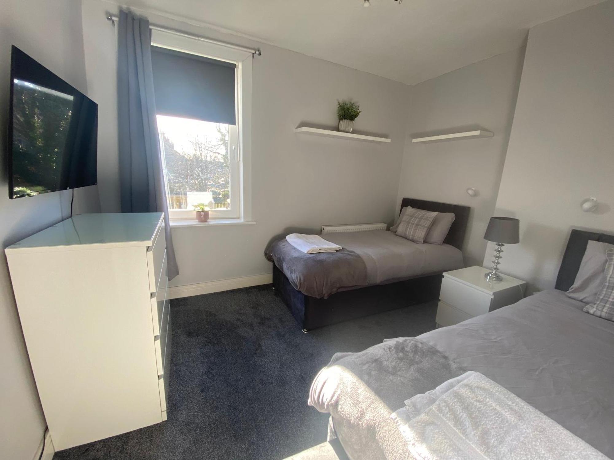 Apartment Glasgow Close To The Airport *